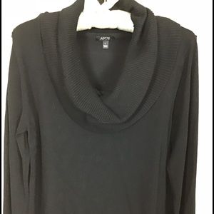 Apt 9, Women’s black Cowell neck sweater. Size LG